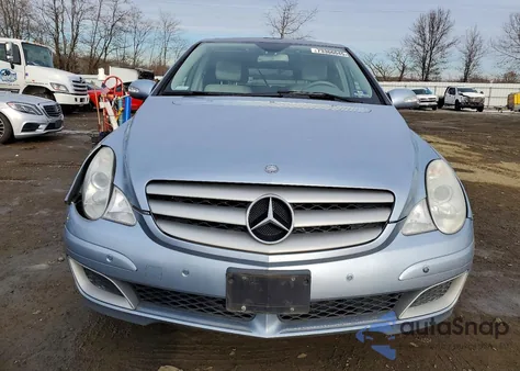 2006 Mercedes-Benz R 350 z USA, uszkodzony, nr VIN 4JGCB65E26A007531